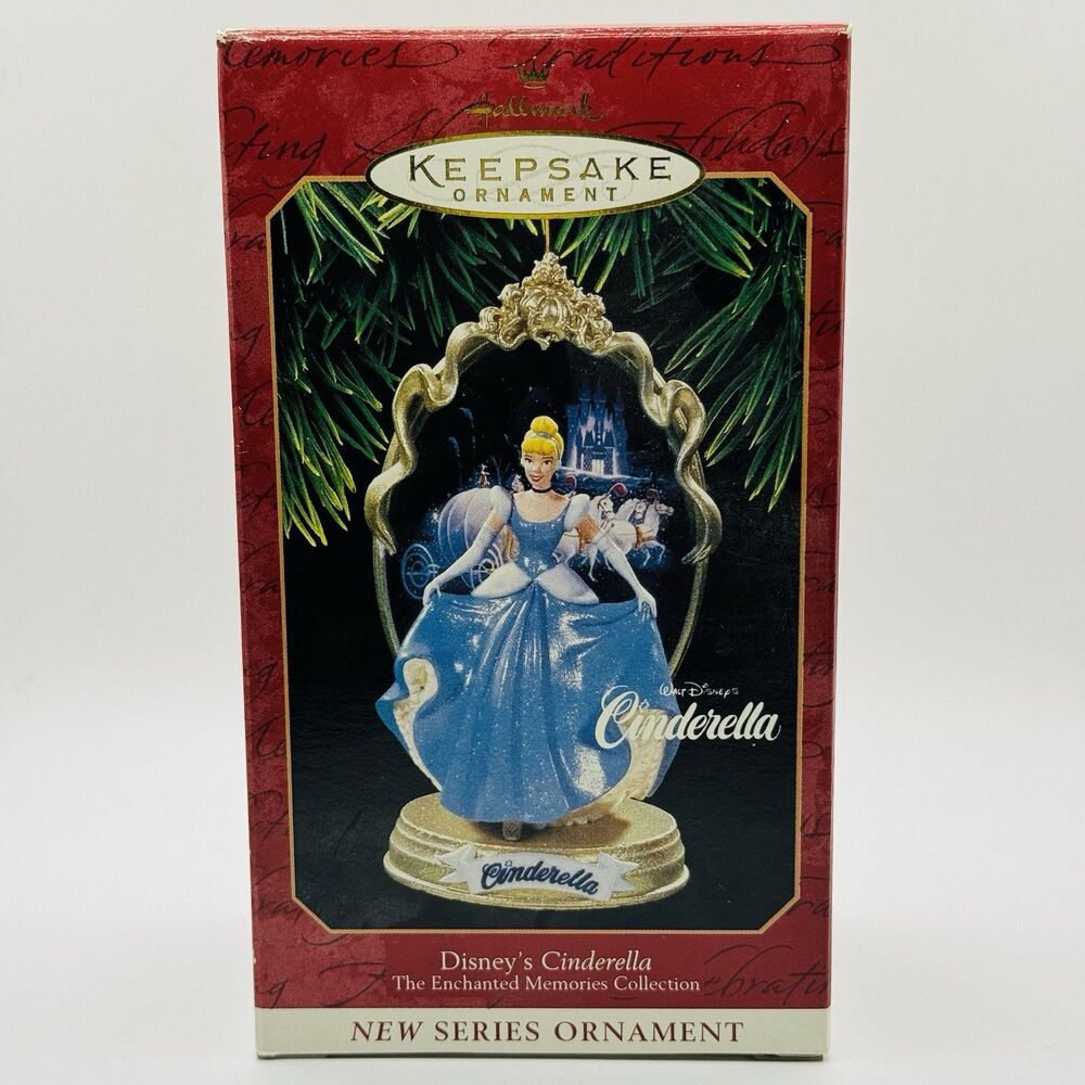 ✨ VTG 1997 Hallmark Keepsake Ornament – Disney’s Cinderella Enchanted Memories